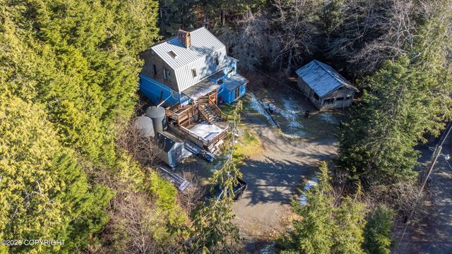 10563 Collins Ct Road, Ketchikan, AK 99901