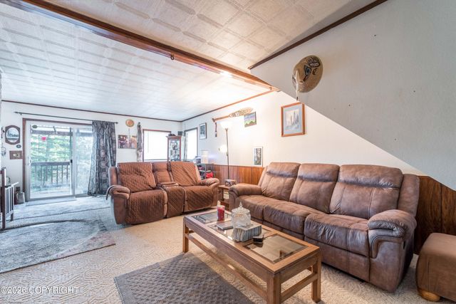 10563 Collins Ct Road, Ketchikan, AK 99901