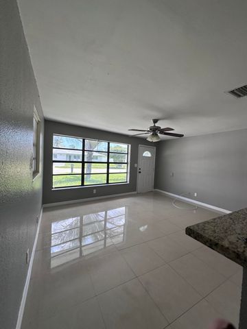2431 NE 10TH Avenue NE, Pompano Beach, FL 33064