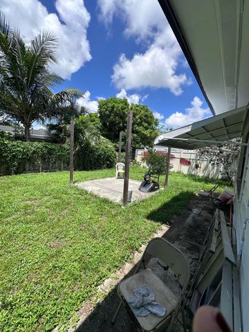 2431 NE 10TH Avenue NE, Pompano Beach, FL 33064