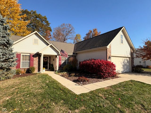 7356 Oakview Drive, Avon, IN 46123