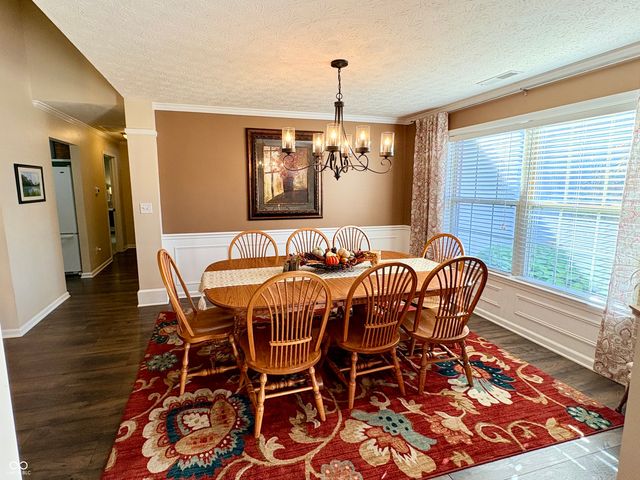 7356 Oakview Drive, Avon, IN 46123