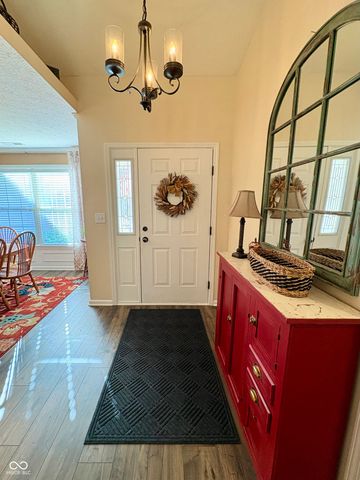 7356 Oakview Drive, Avon, IN 46123