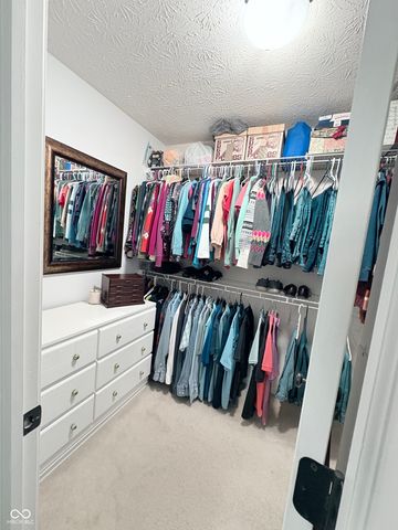 7356 Oakview Drive, Avon, IN 46123