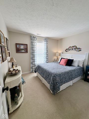 7356 Oakview Drive, Avon, IN 46123