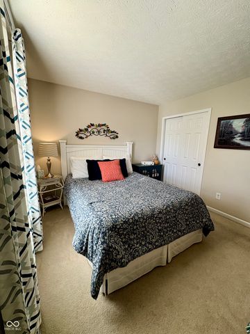 7356 Oakview Drive, Avon, IN 46123