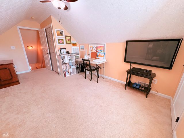 7356 Oakview Drive, Avon, IN 46123