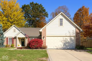 7356 Oakview Drive, Avon, IN 46123