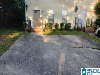 1945 LIVE OAK TRACE, Birmingham, AL 35235