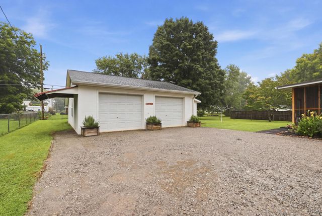 902 Dennis Avenue, Jasper, TN 37347