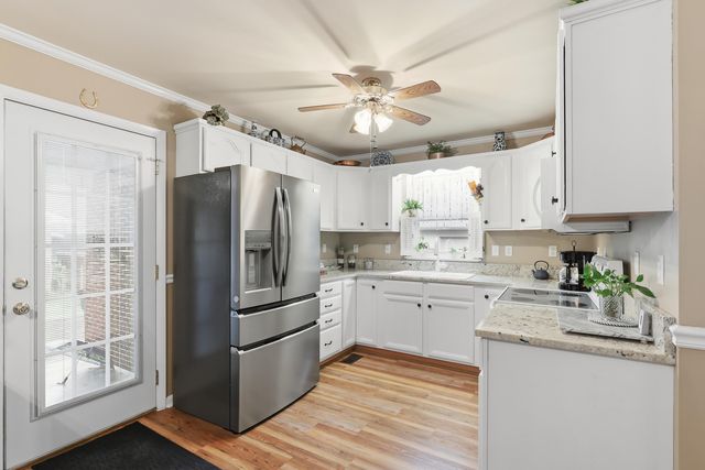 902 Dennis Avenue, Jasper, TN 37347