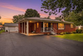902 Dennis Avenue, Jasper, TN 37347