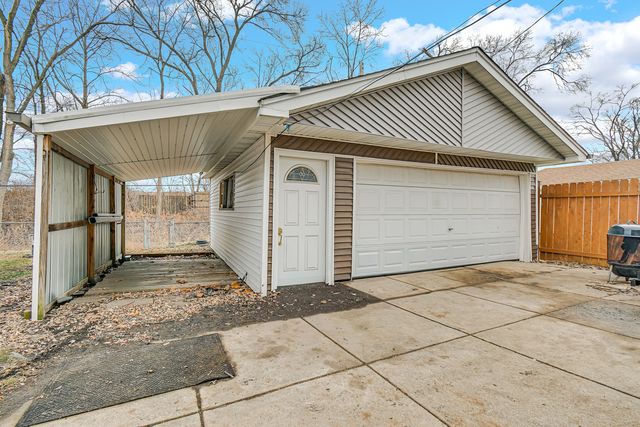 12919 E Playfield Drive, Crestwood, IL 60418