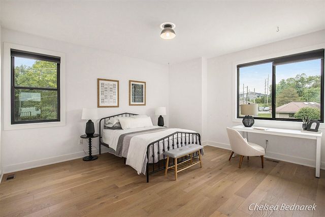 2726 Orange Avenue, Grand Rapids, MI 49546