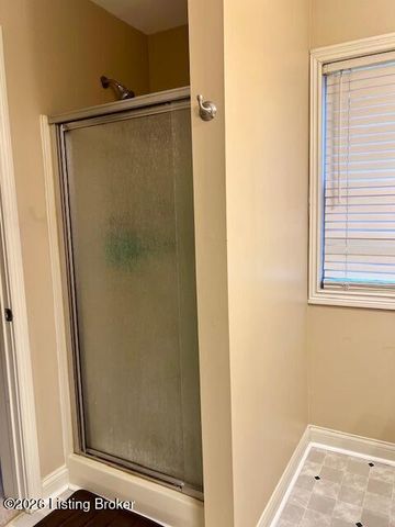 5103 Amber Hill Pl, Louisville, KY 40241