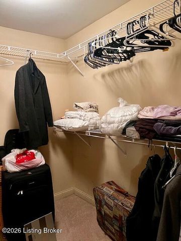 5103 Amber Hill Pl, Louisville, KY 40241