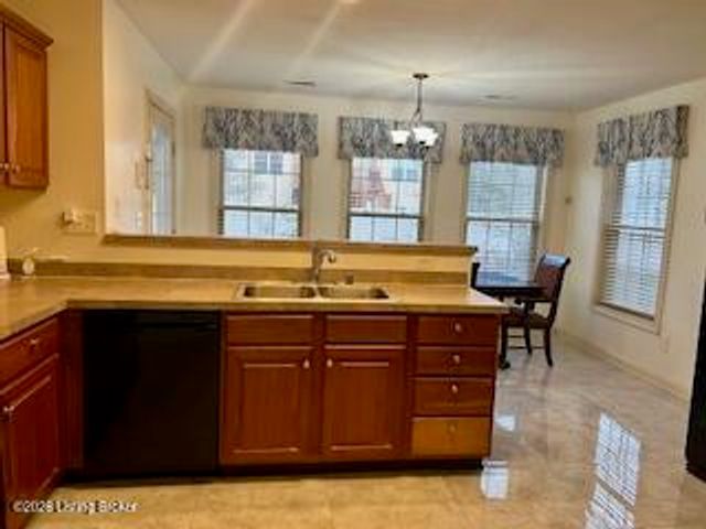 5103 Amber Hill Pl, Louisville, KY 40241