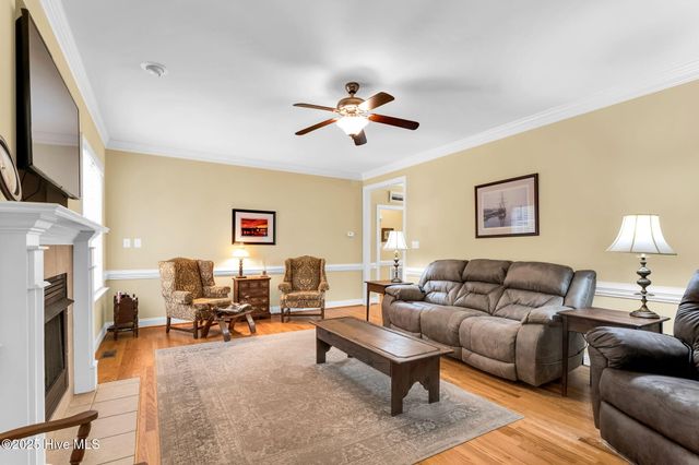 123 Holiday Island Drive, Garner, NC 27529