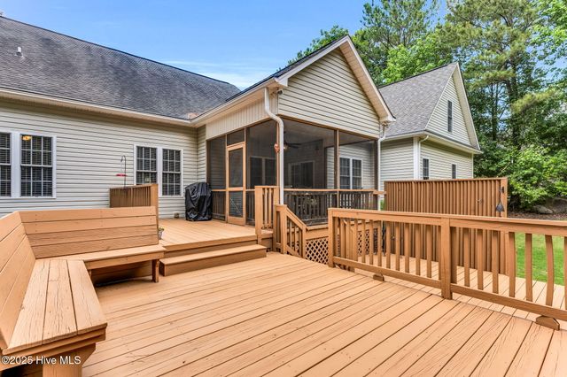 123 Holiday Island Drive, Garner, NC 27529