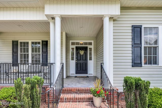 123 Holiday Island Drive, Garner, NC 27529