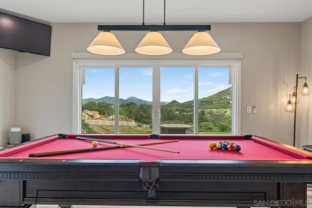 408 Alta Lane, El Cajon, CA 92021