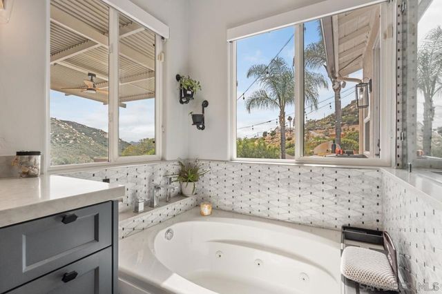 408 Alta Lane, El Cajon, CA 92021