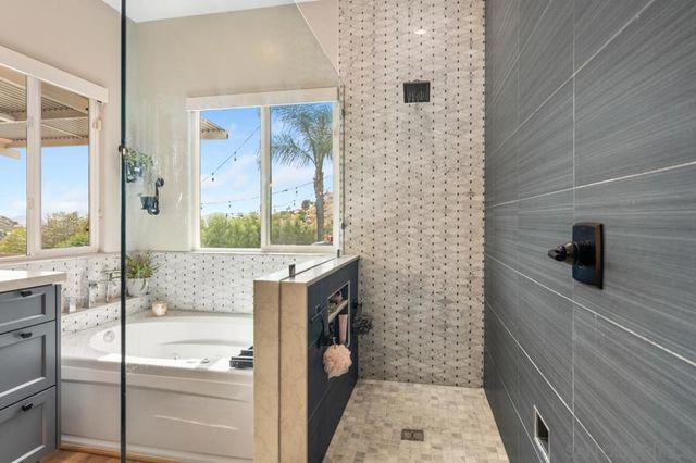 408 Alta Lane, El Cajon, CA 92021