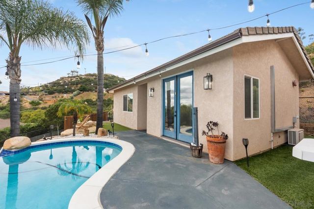 408 Alta Lane, El Cajon, CA 92021