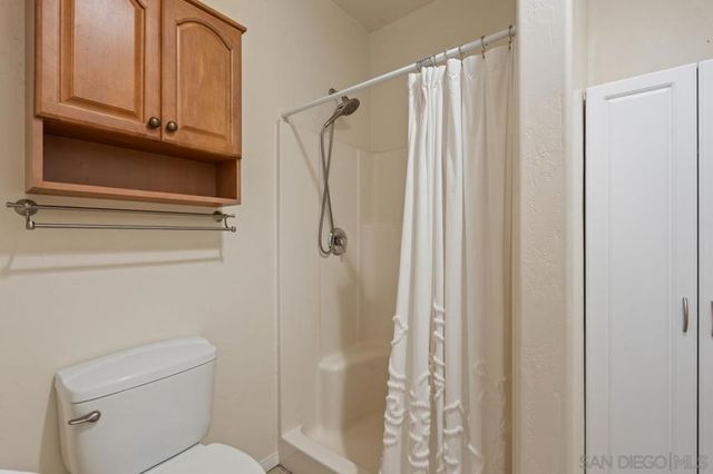 408 Alta Lane, El Cajon, CA 92021