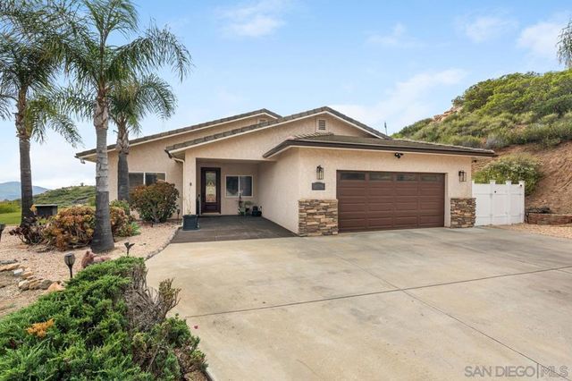 408 Alta Lane, El Cajon, CA 92021