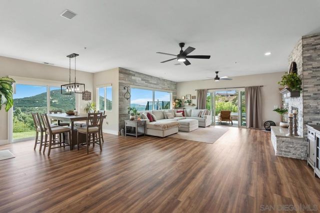 408 Alta Lane, El Cajon, CA 92021