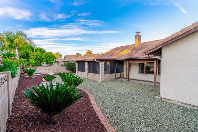 1329 Hickory Drive, Hemet, CA 92545