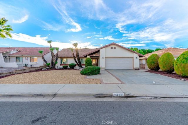 1329 Hickory Drive, Hemet, CA 92545