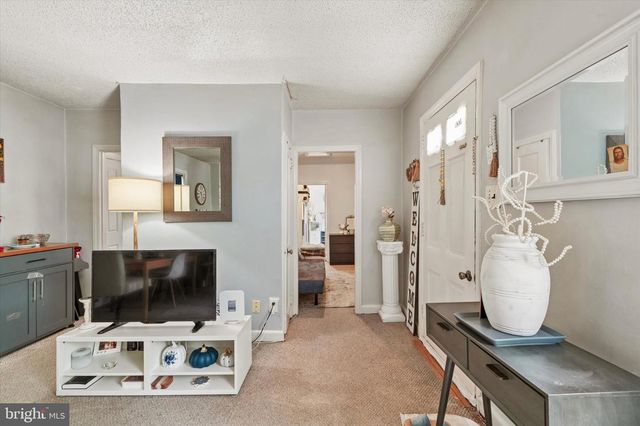 214-216 BEECH RD, Wallingford, PA 19086