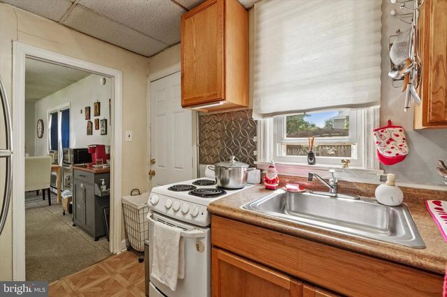 214-216 BEECH RD, Wallingford, PA 19086