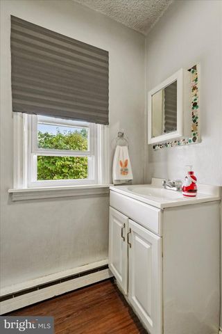 214-216 BEECH RD, Wallingford, PA 19086