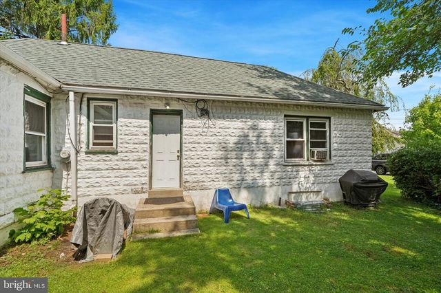 214-216 BEECH RD, Wallingford, PA 19086
