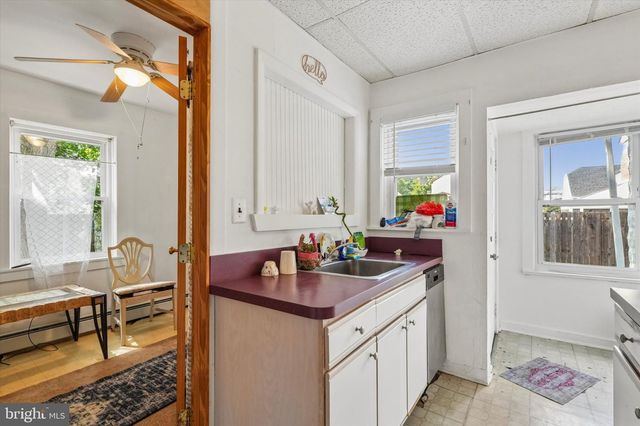 214-216 BEECH RD, Wallingford, PA 19086