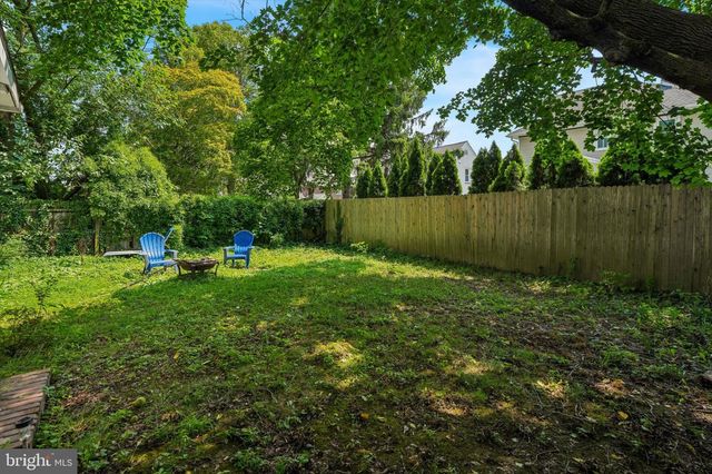 214-216 BEECH RD, Wallingford, PA 19086