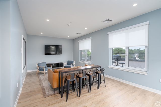 500 Talbot Ave 102, Boston, MA 02124