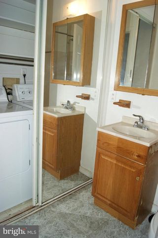 837 N CENTRAL AVE, Baltimore, MD 21202