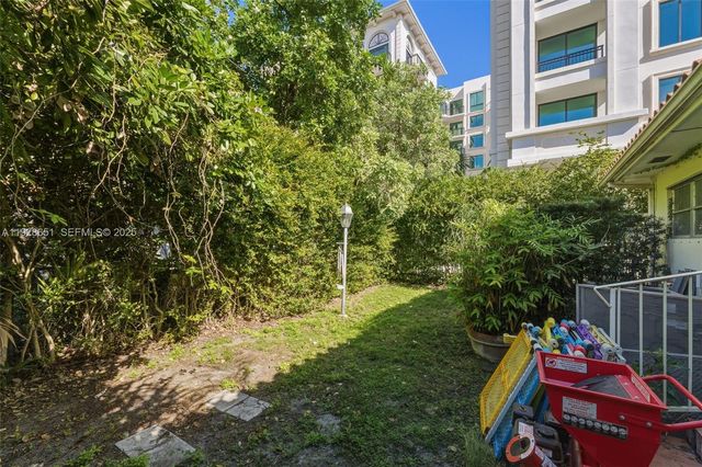 345 Malaga Ave, Coral Gables, FL 33134