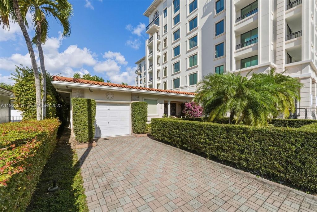 345 Malaga Ave, Coral Gables, FL 33134