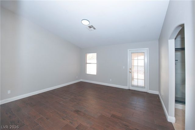 921 English Heather Drive, Las Vegas, NV 89123