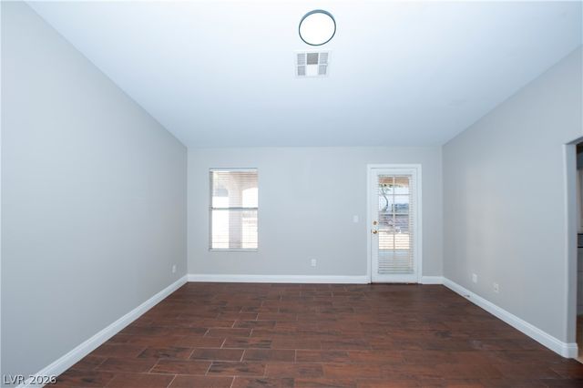 921 English Heather Drive, Las Vegas, NV 89123