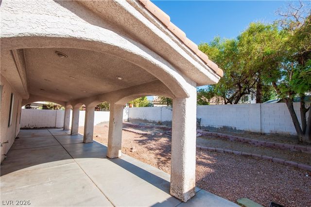921 English Heather Drive, Las Vegas, NV 89123