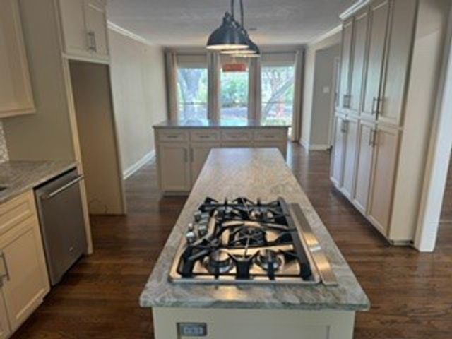 155 Santa Barbara St, Corpus Christi, TX 78411