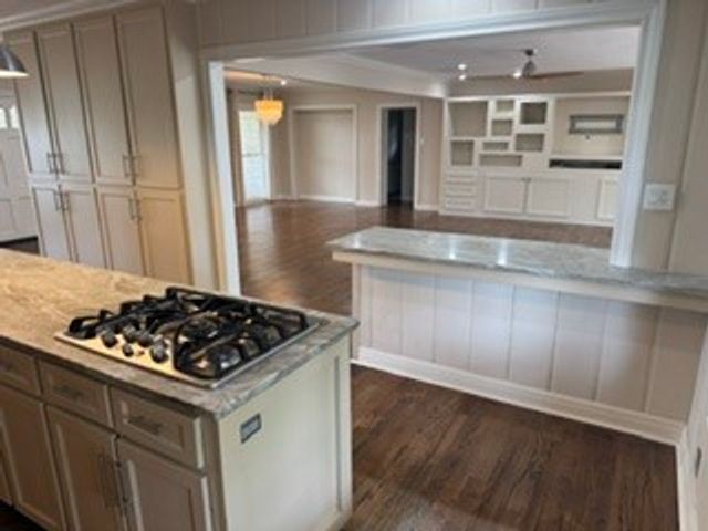 155 Santa Barbara St, Corpus Christi, TX 78411