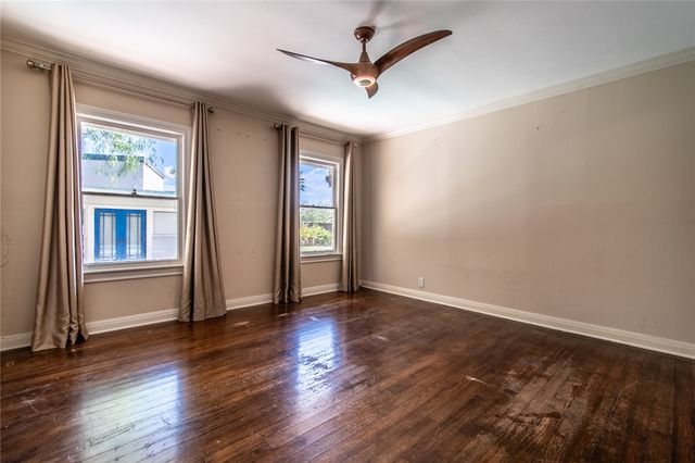 155 Santa Barbara St, Corpus Christi, TX 78411