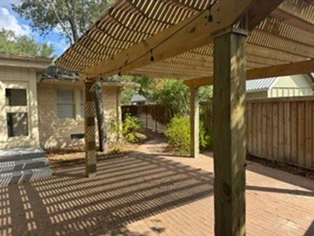 155 Santa Barbara St, Corpus Christi, TX 78411